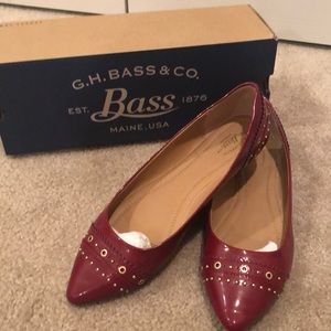 Faux leather Red Pointed Flats w/ metal hardware